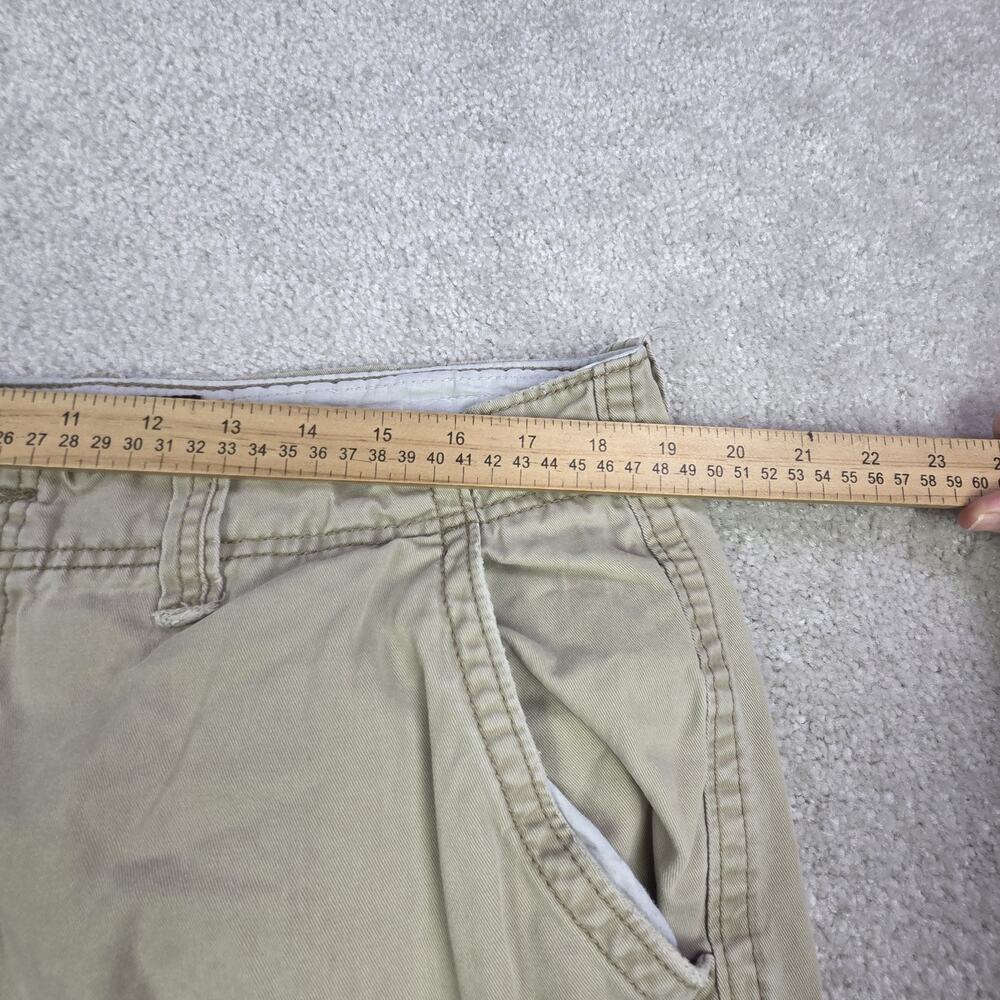 American Eagle Men's Cargo Shorts Khaki Size 36x9 Y2k Style Distressed - Picture 8 of 12